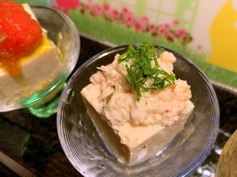 大葉と鶏ささみの七味マヨそぼろ冷奴